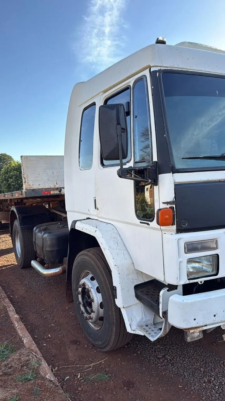 Ford Cargo 4030 miniatura 8