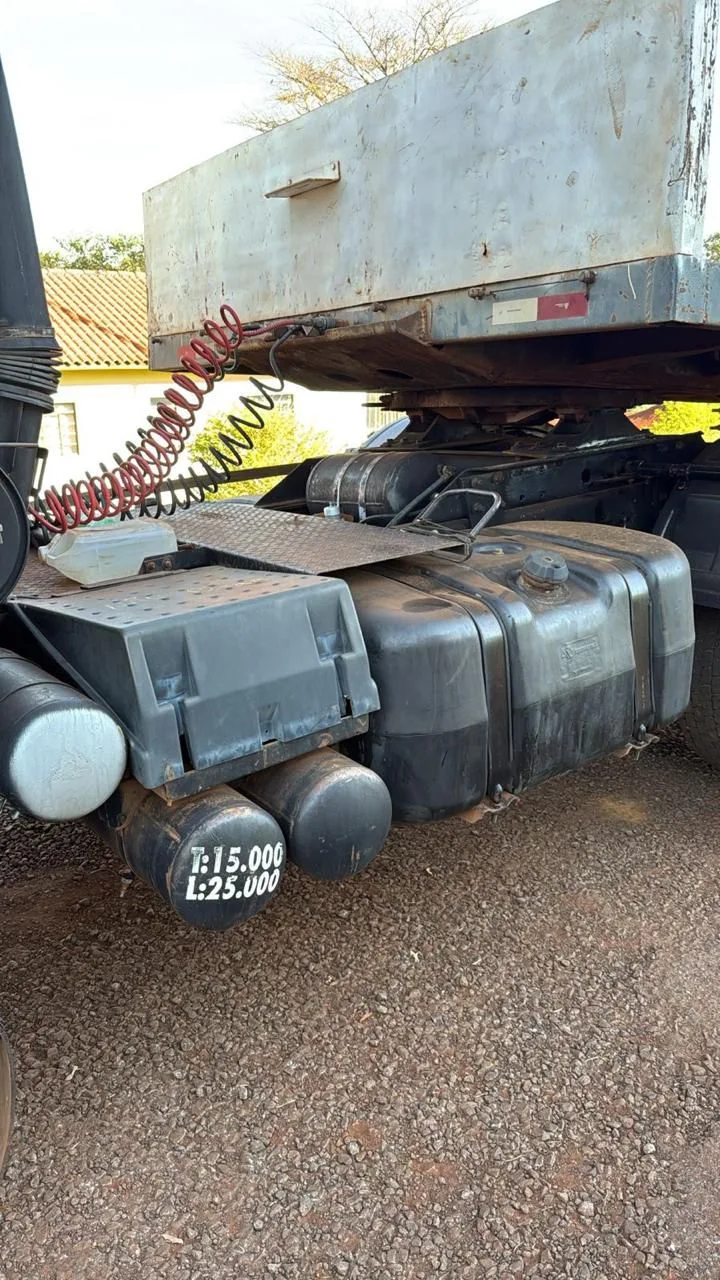 Ford Cargo 4030 miniatura 15