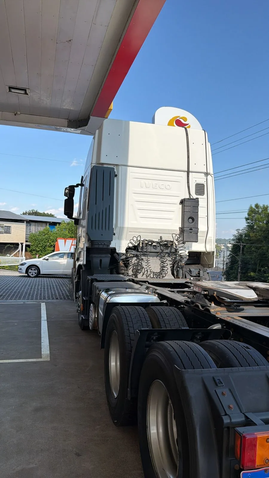 Iveco Hi Way 6x2 miniatura 4