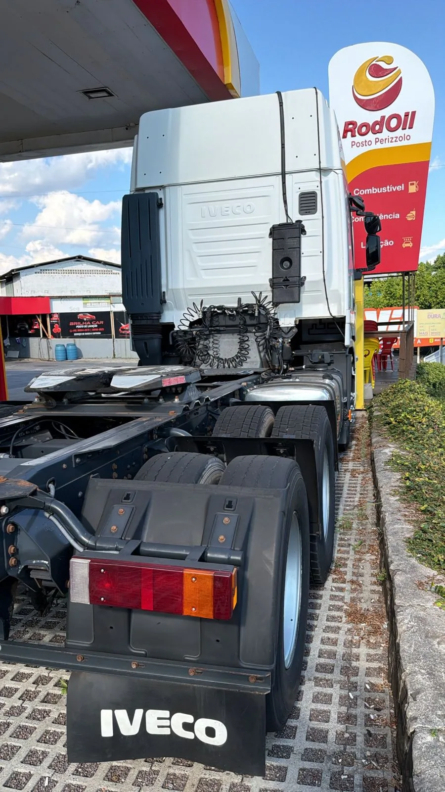 Iveco Hi Way 6x2 miniatura 3