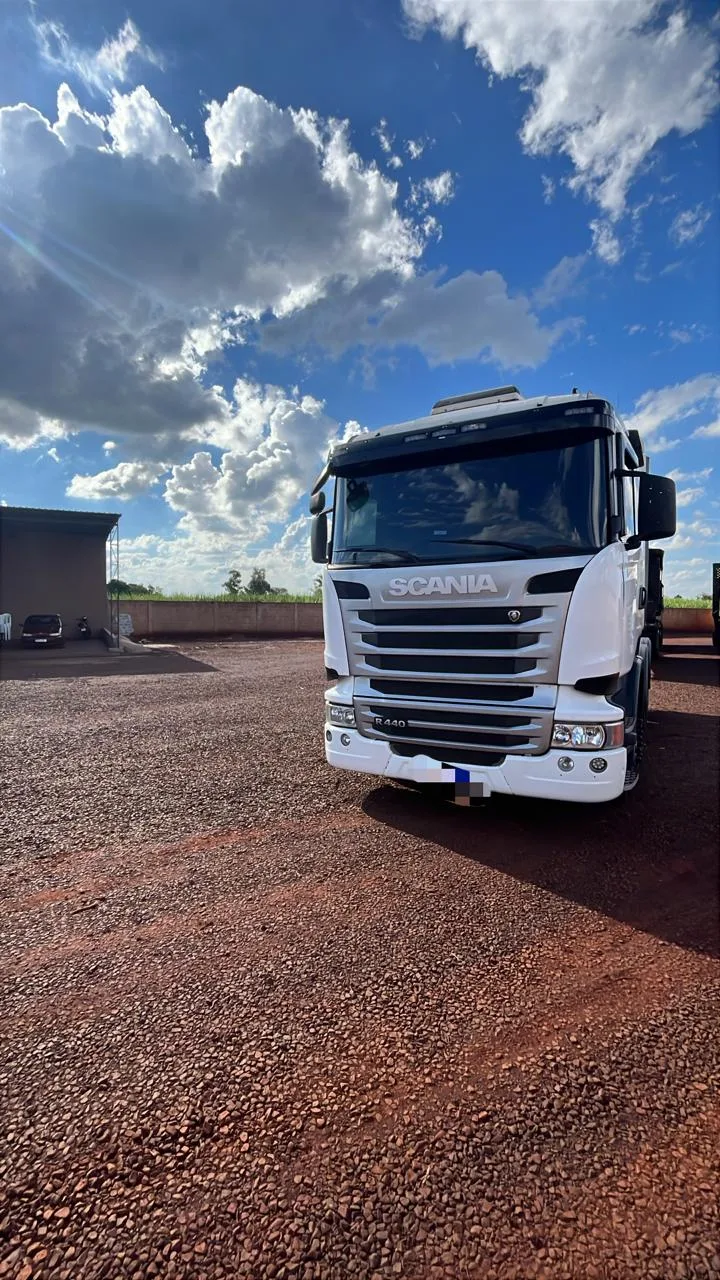 Scania R 440 6x4 — foto 1