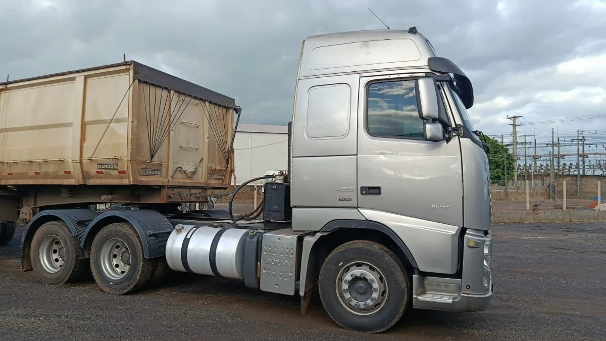 Volvo FH 460 6x4 miniatura 5