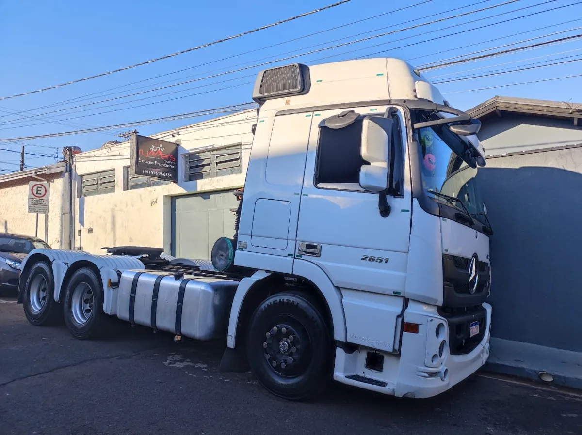 Mercedes-Benz AXOR 2651 miniatura 2