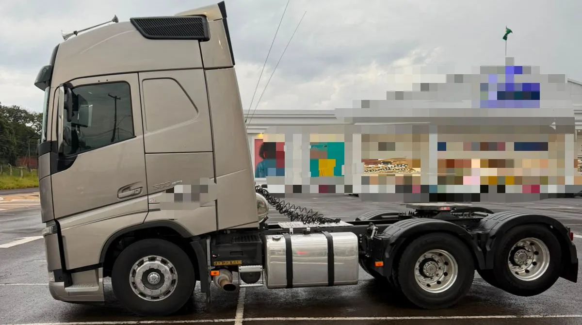 Volvo FH 500 6x2 miniatura 11