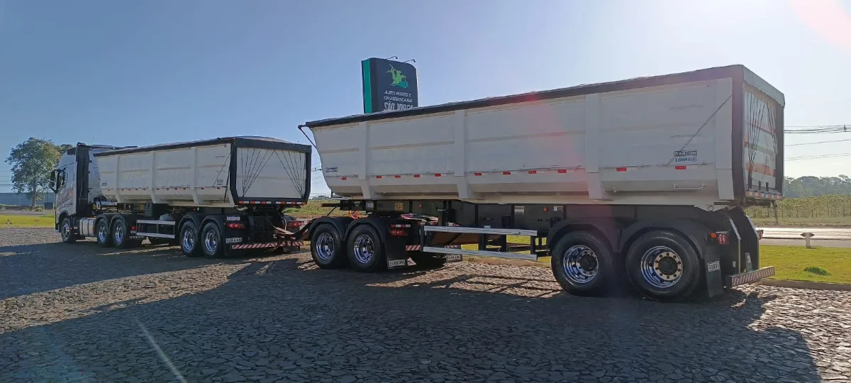 Volvo FH 540 + Randon Rodocaçamba miniatura 10