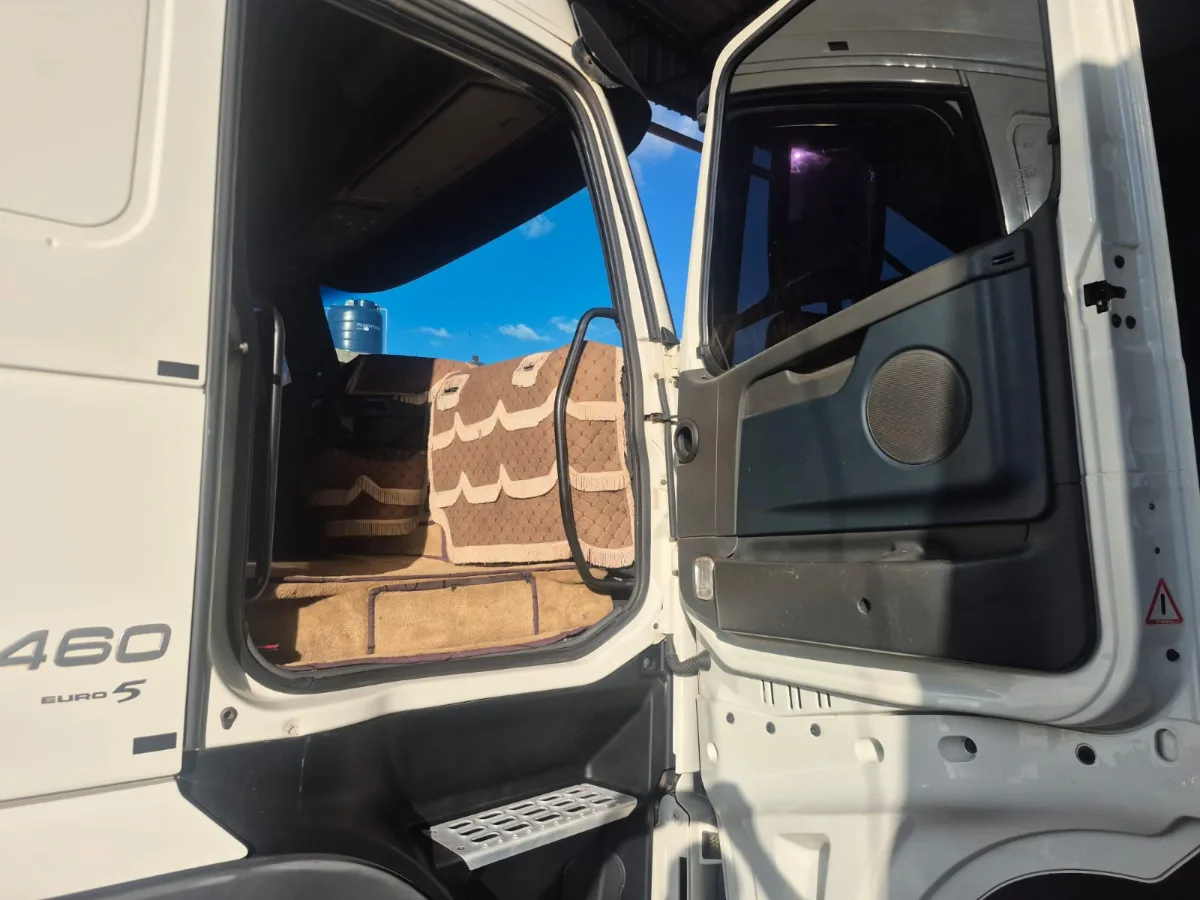 Volvo FH 460 6x2 miniatura 16