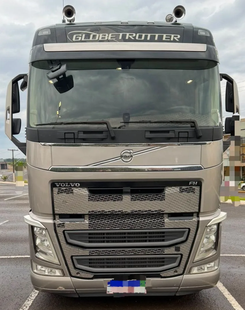 Volvo FH 500 6x2 — foto 1