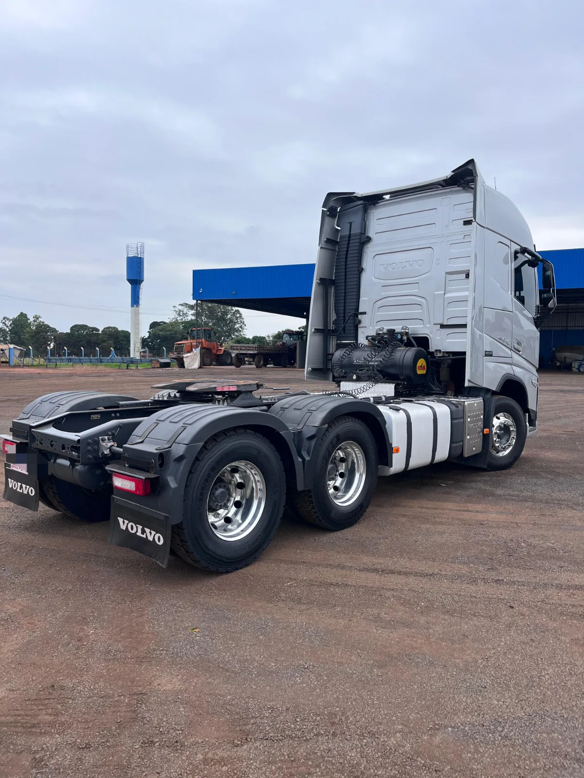 Volvo FH 540 6x4 miniatura 4
