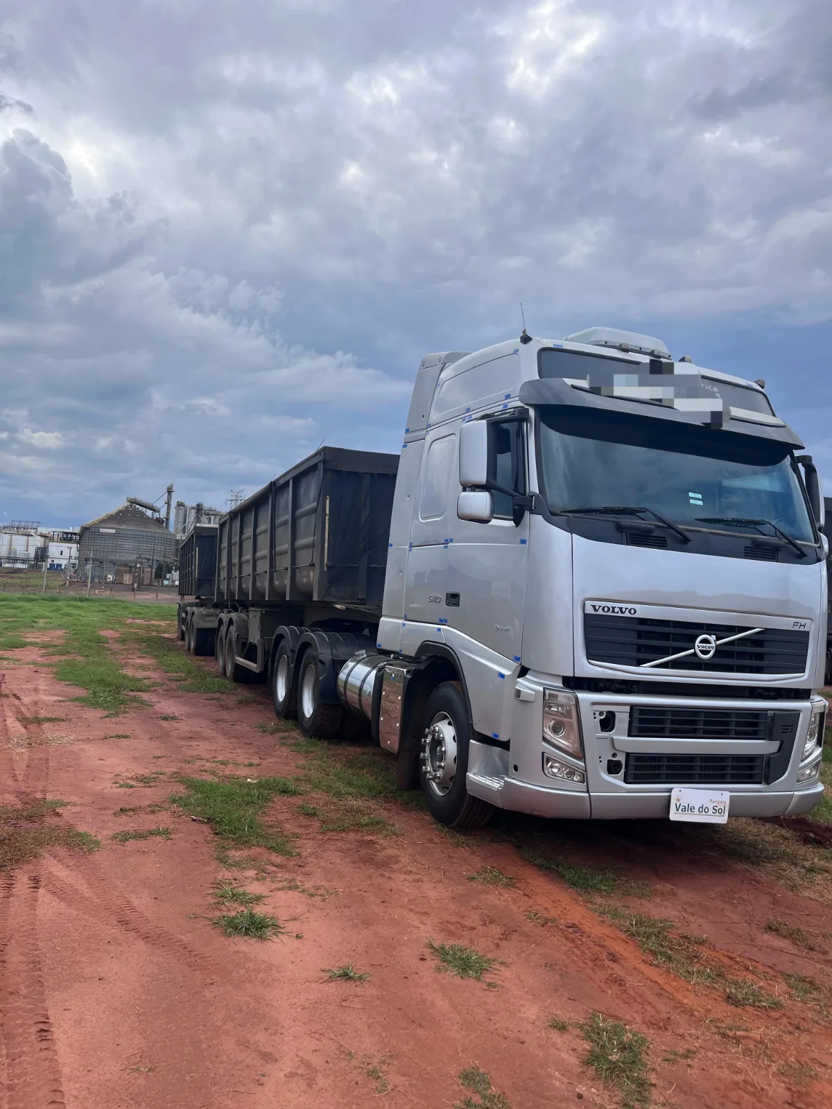 Volvo FH 540 6x4 kit caçamba + Noma Rodocaçamba — foto 1