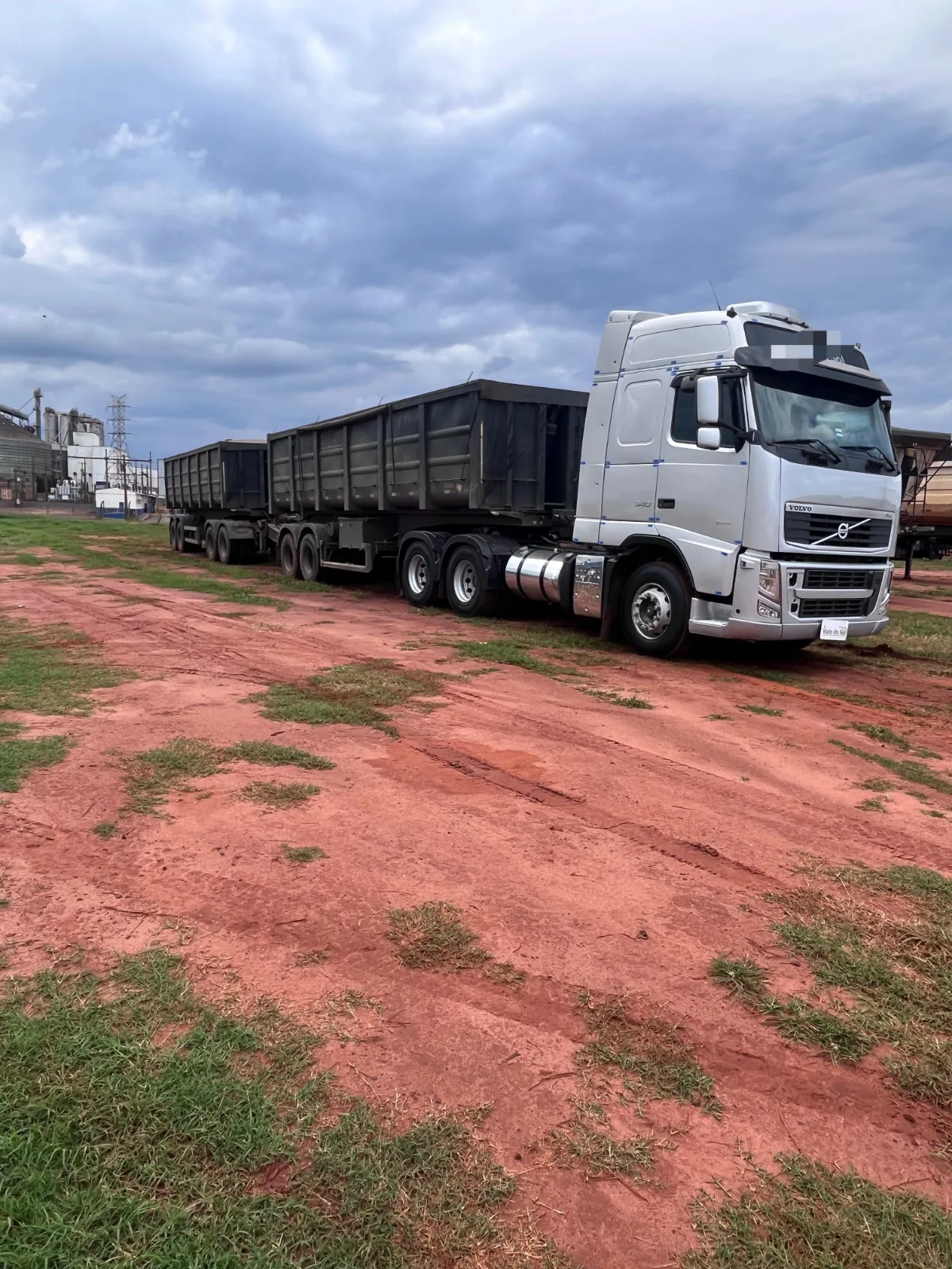 Volvo FH 540 6x4 kit caçamba + Noma Rodocaçamba miniatura 3