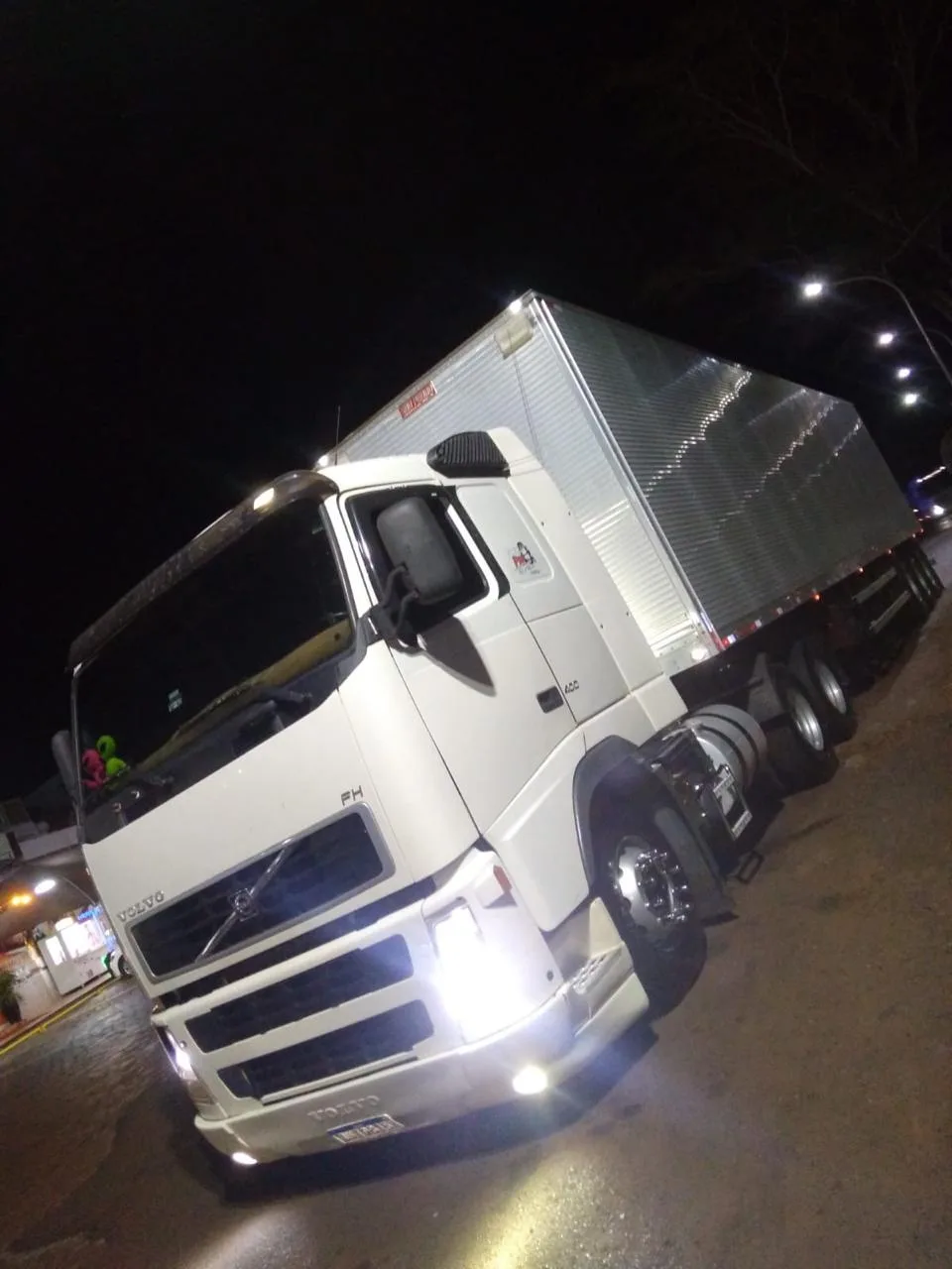 Volvo FH 400 6x2 miniatura 3